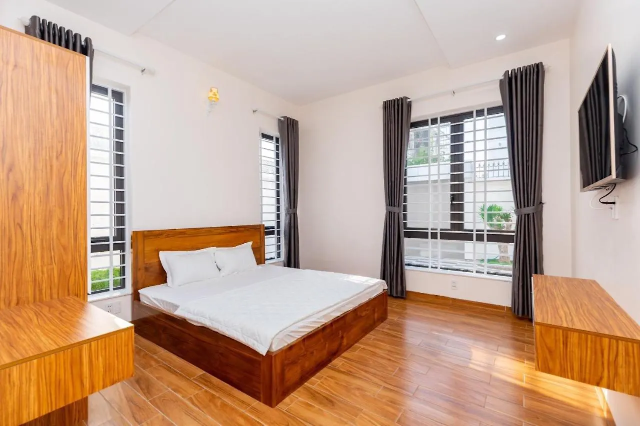Palm Villa 29 - Villa Luxury 8Bedroom & Pool Near The Sea Vung Tau