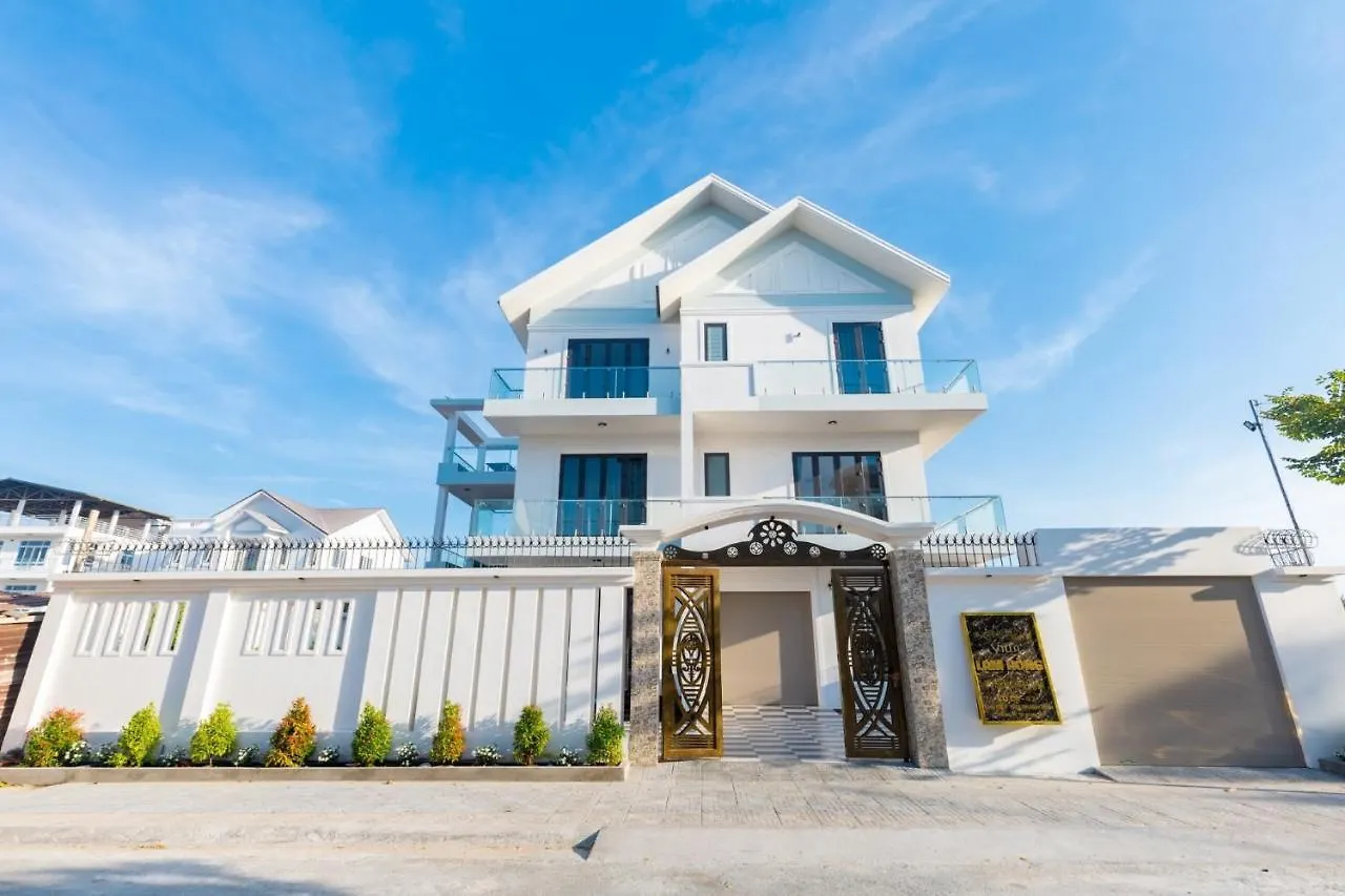 Palm Villa 29 - Villa Luxury 8Bedroom & Pool Near The Sea Vung Tau
